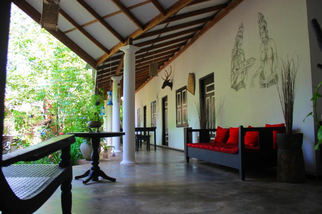 The Courtyard Villa Sigiriya Eksteriør billede