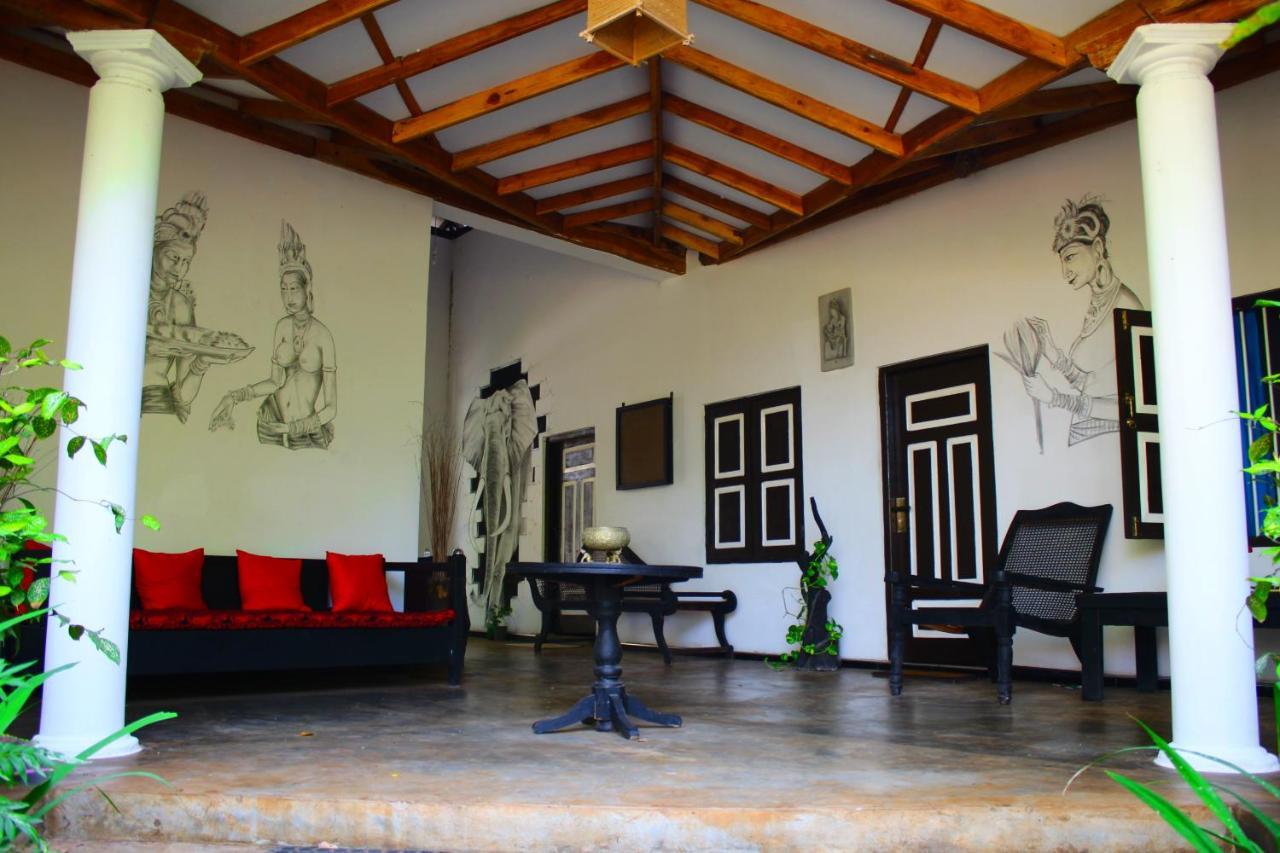 The Courtyard Villa Sigiriya Eksteriør billede